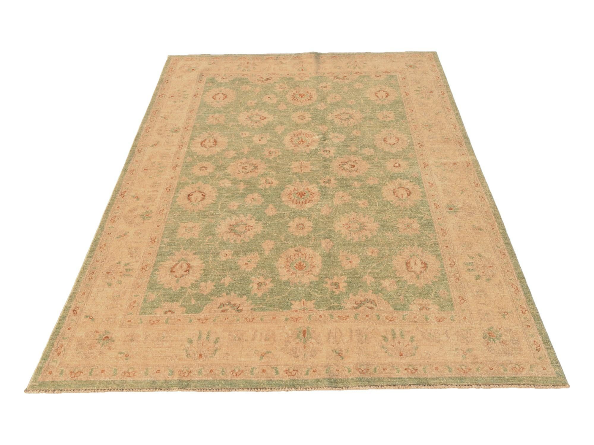 4' 10 x 7' 5 Hand Knotted Ziegler Rug