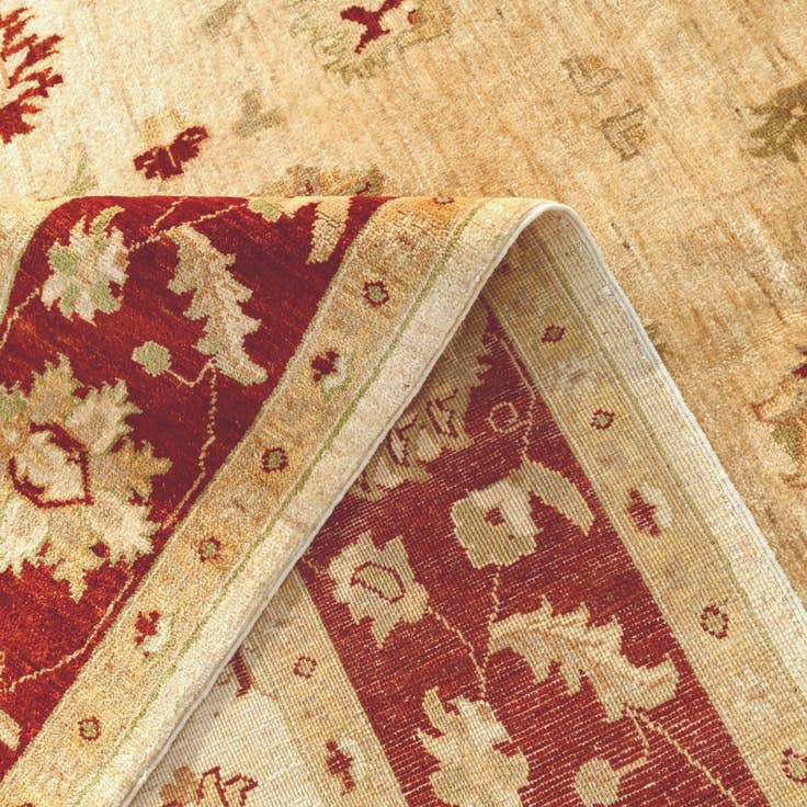 Detail image of 6' 7 x 9' 10 Hand Knotted Ziegler Rug