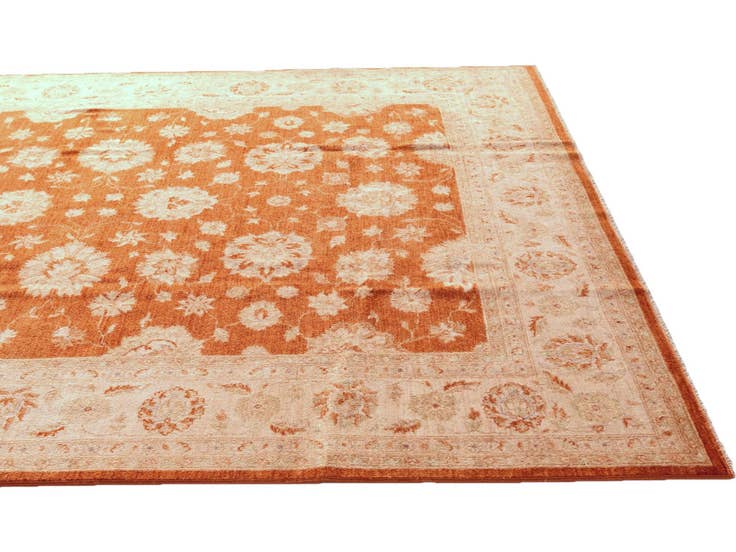 Detail image of 7' 6 x 9' 7 Hand Knotted Ziegler Rug