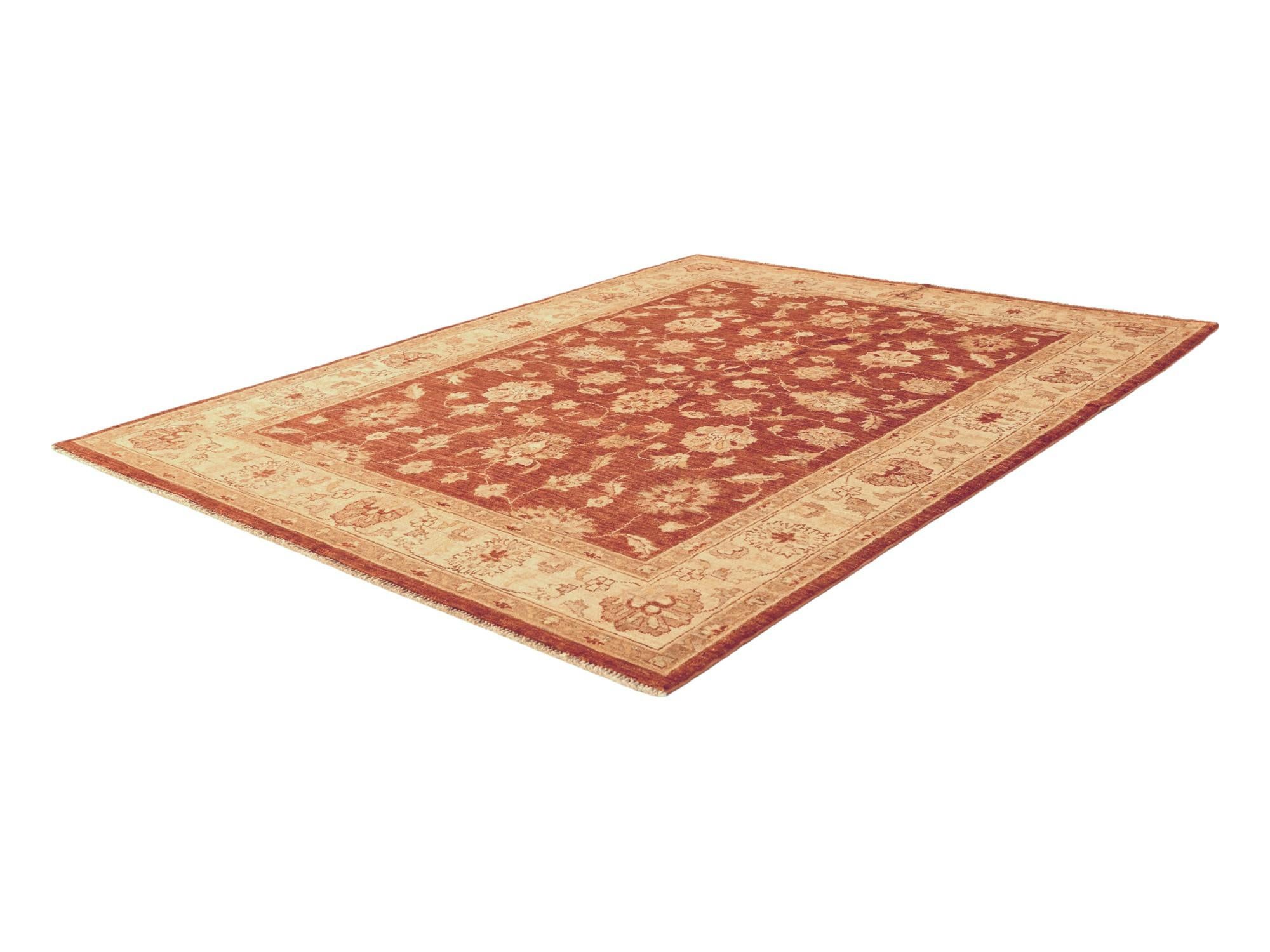 5' 1 x 6' 8 Hand Knotted Ziegler Rug
