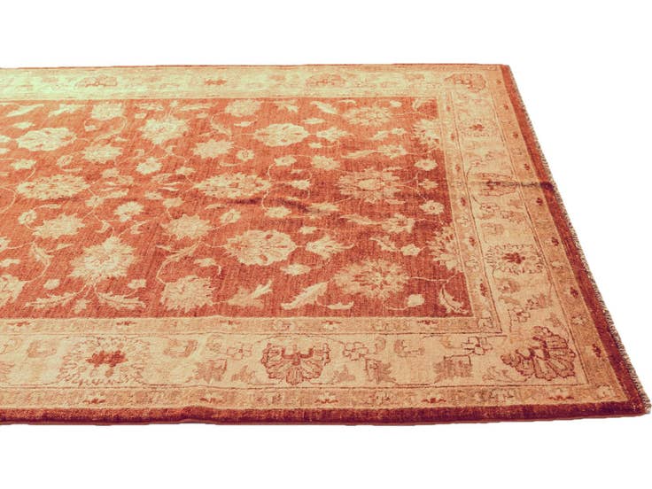 Detail image of 5' 1 x 6' 8 Hand Knotted Ziegler Rug