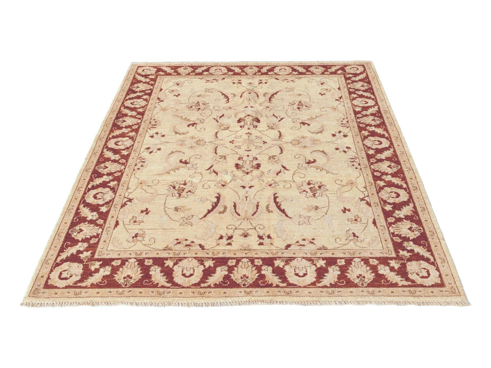 5' x 6' 6 Hand Knotted Ziegler Rug