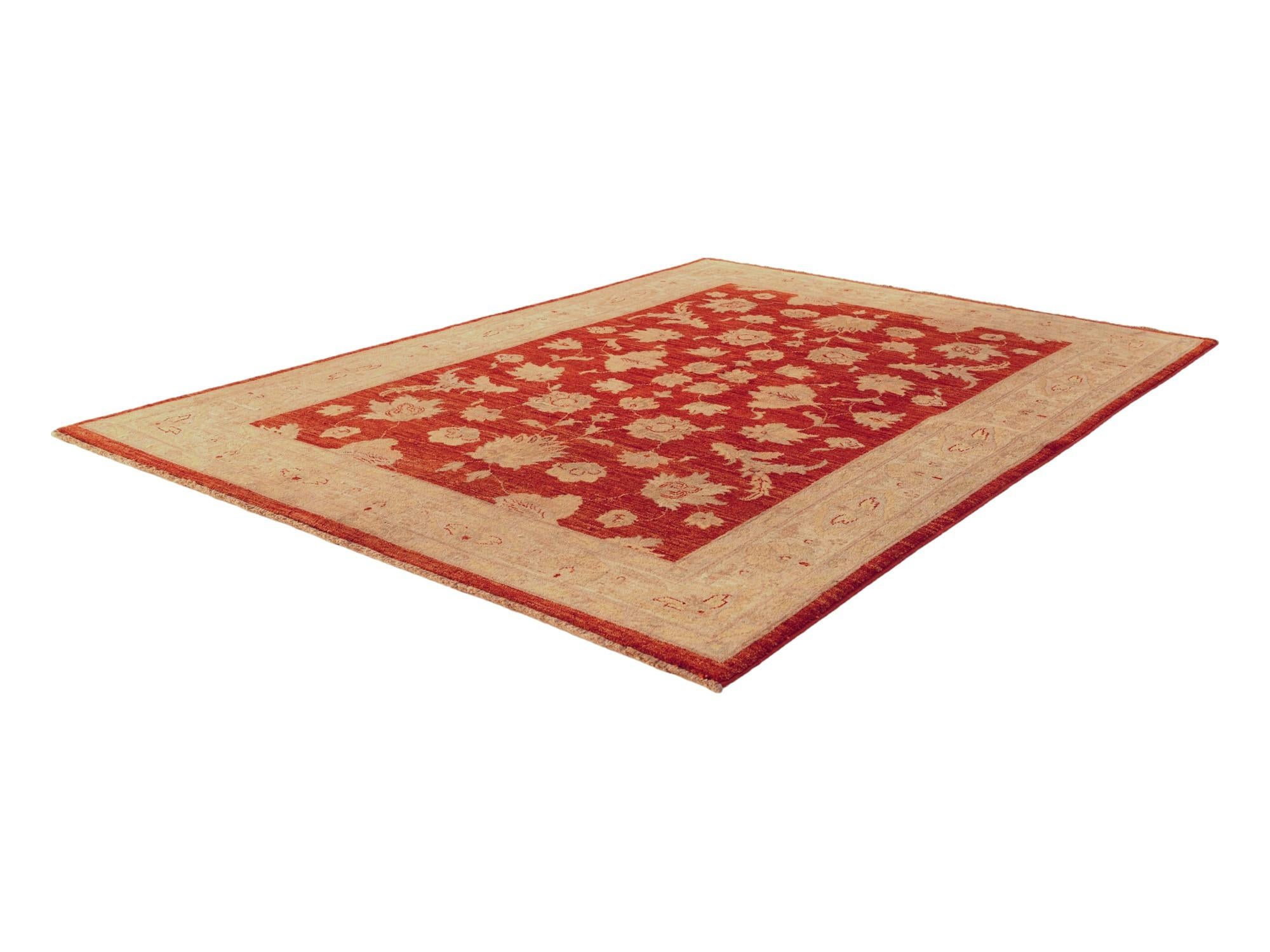 5' 6 x 7' 7 Hand Knotted Ziegler Rug