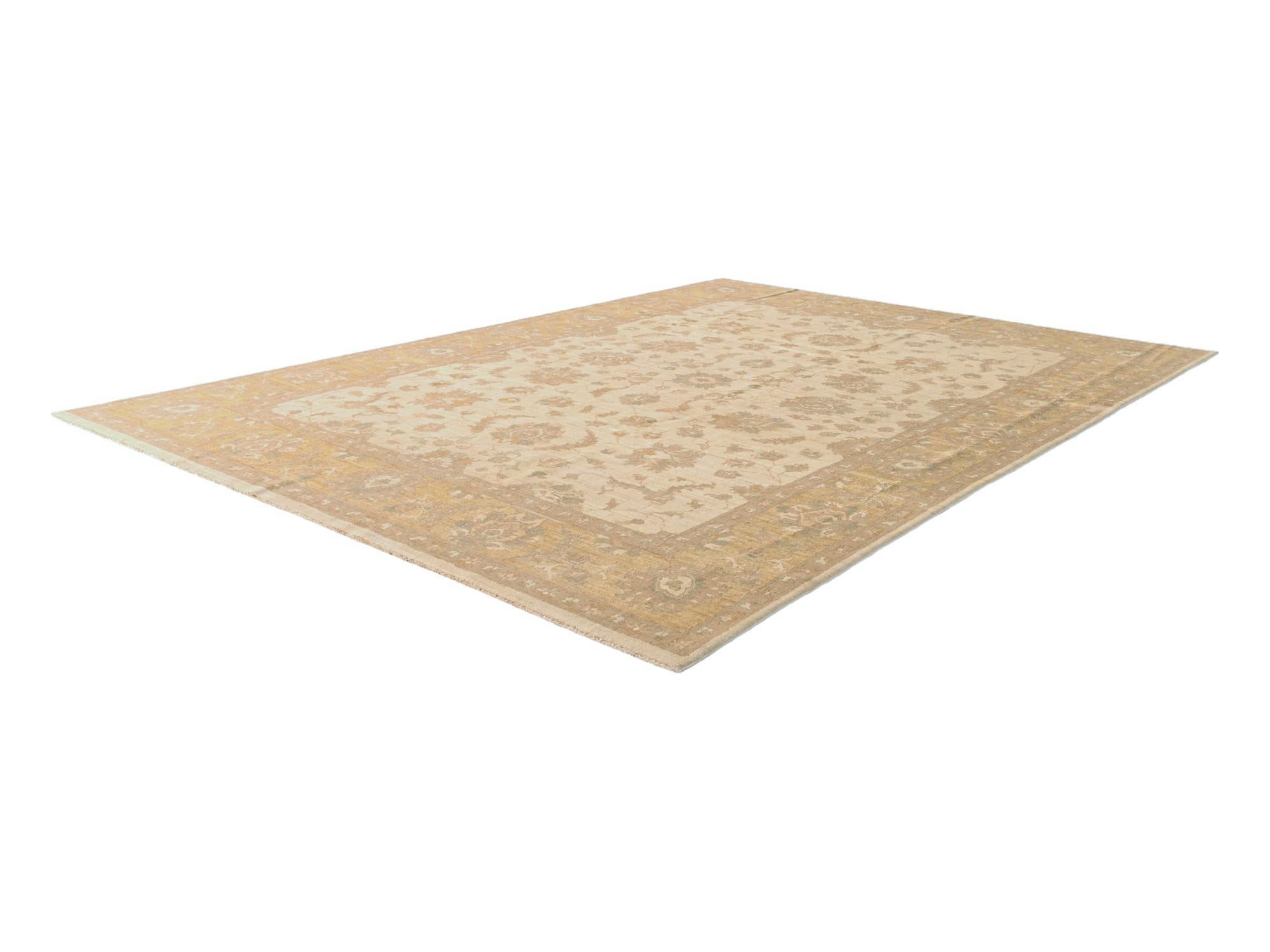 8' 6 x 11' 10 Hand Knotted Ziegler Rug