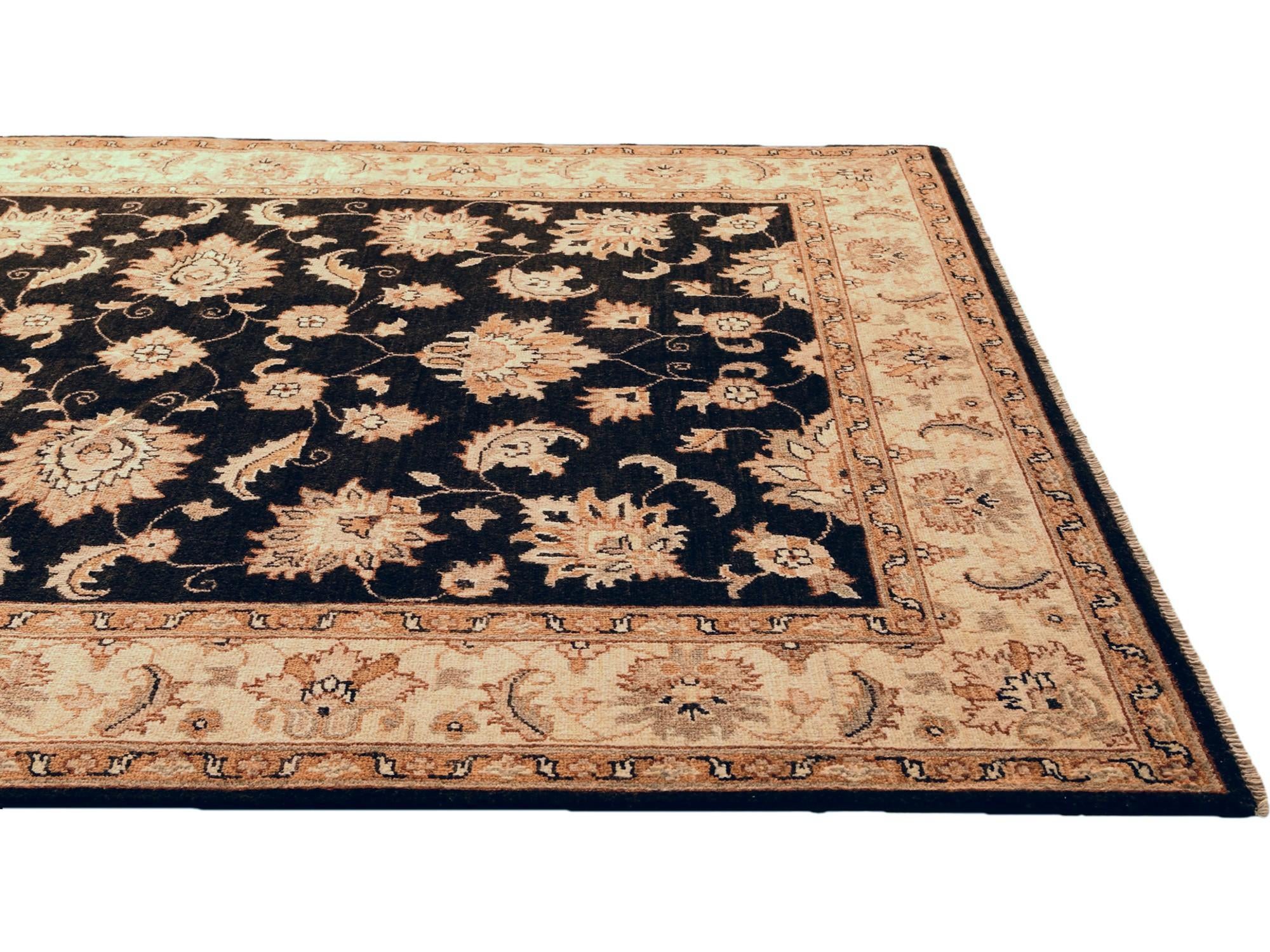 4' 11 x 6' 11 Hand Knotted Ziegler Rug