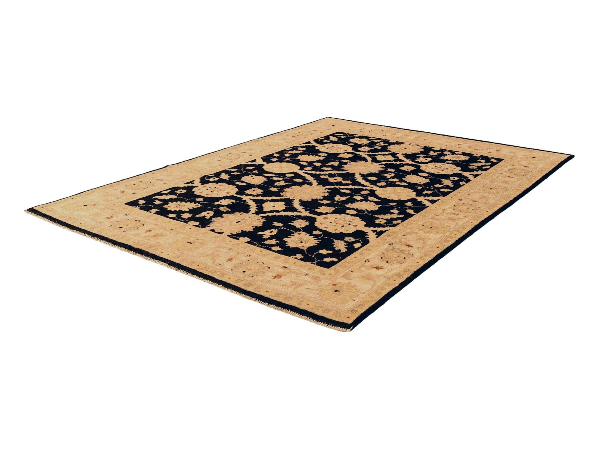 4' 11 x 6' 8 Hand Knotted Ziegler Rug