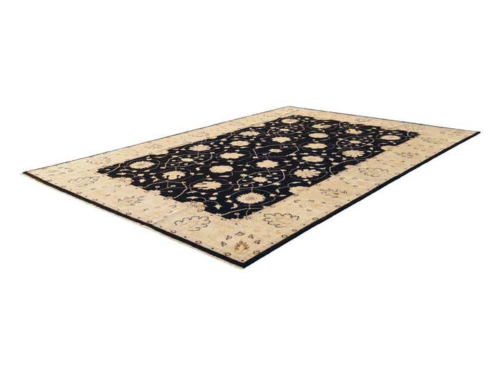 6' 1 x 8' 11 Hand Knotted Ziegler Rug