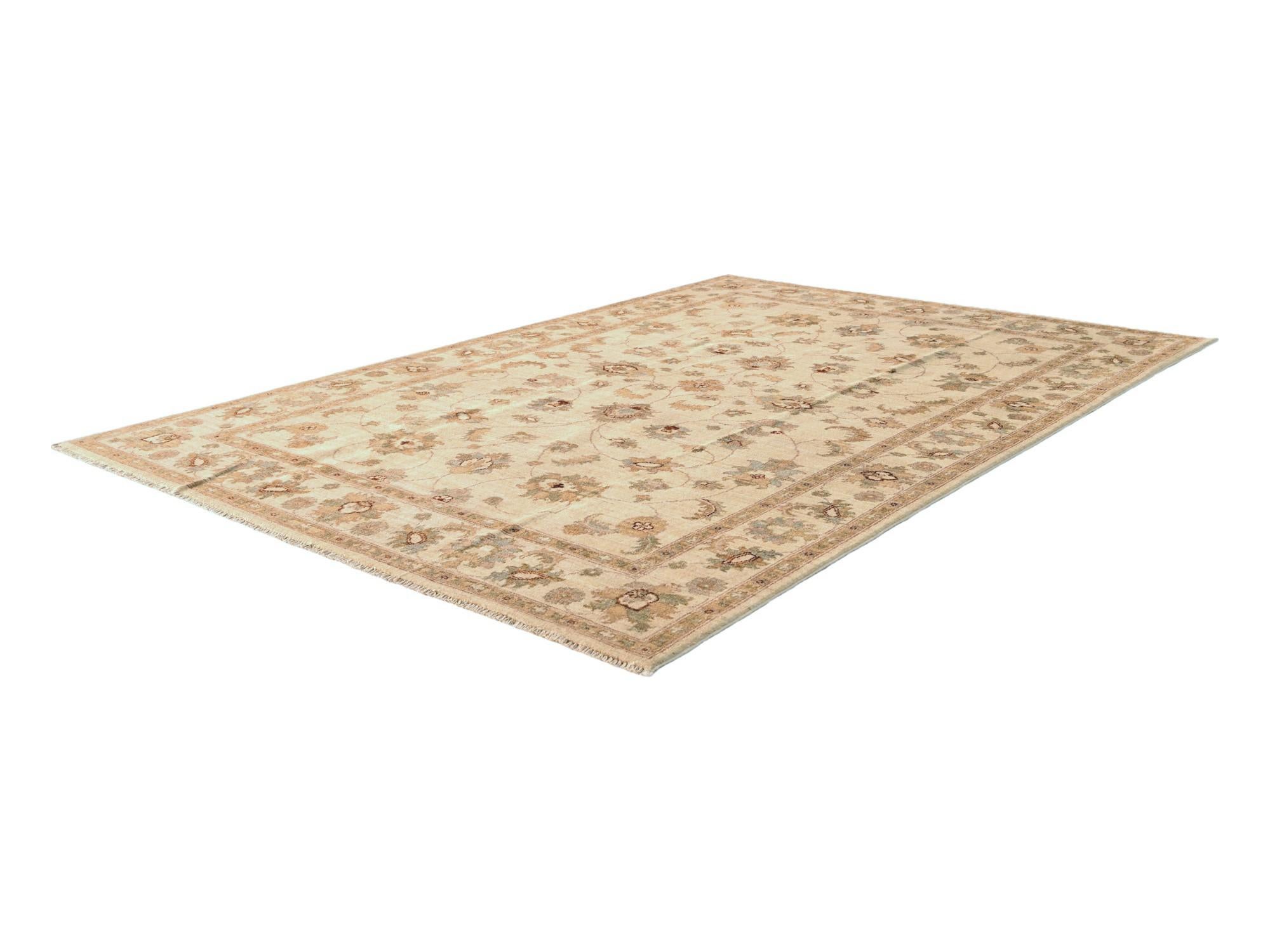 6' 1 x 9' Hand Knotted Ziegler Rug