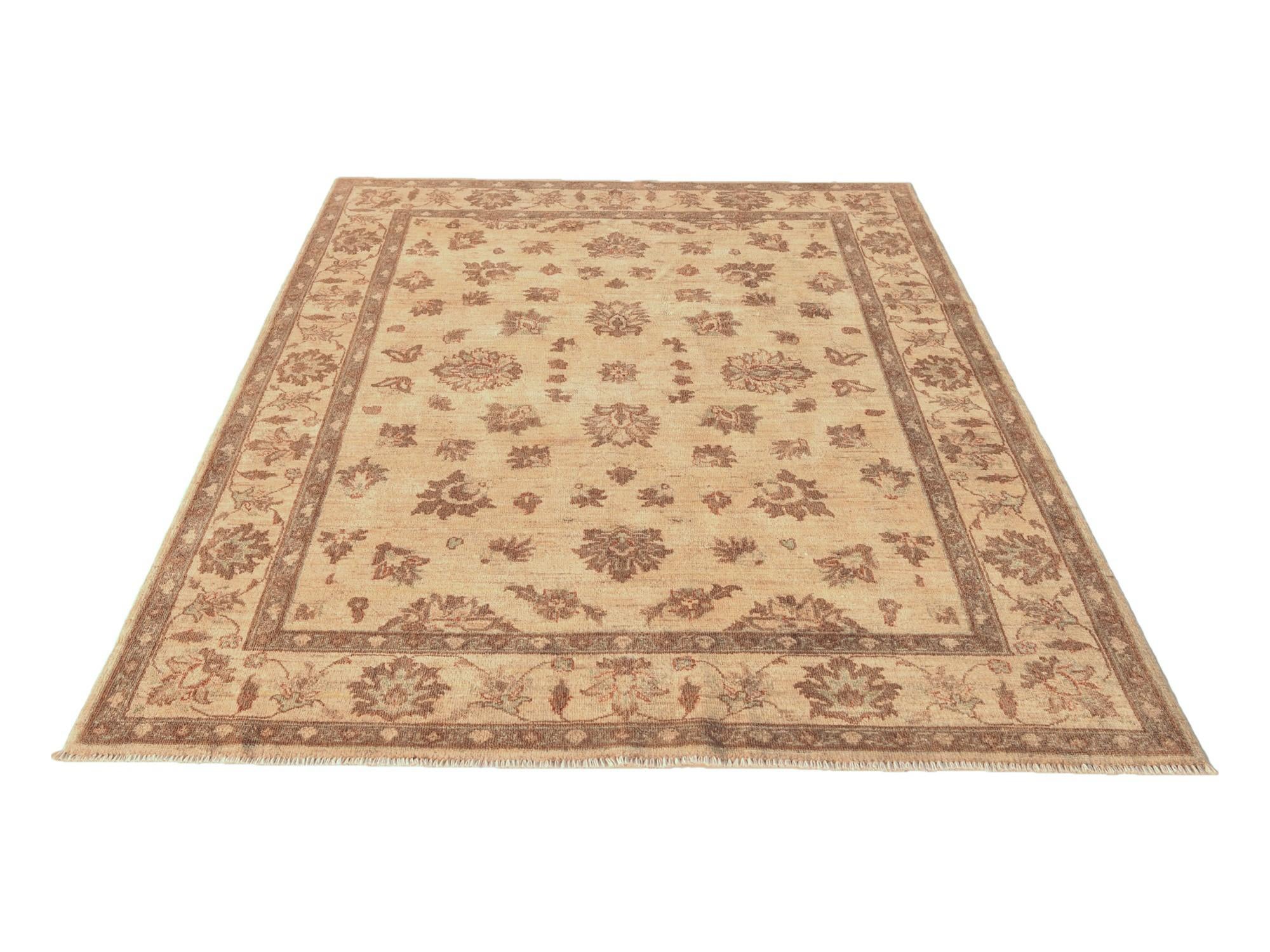 5' x 6' 8 Hand Knotted Ziegler Rug