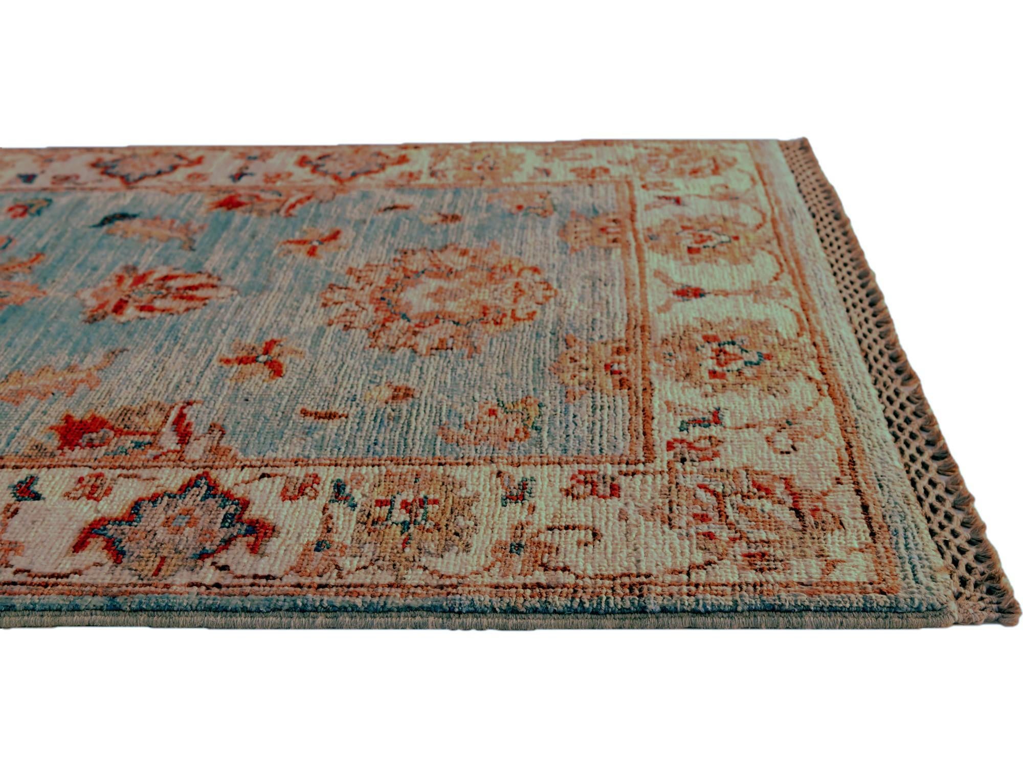 2' x 2' 9 Hand Knotted Ziegler Rug