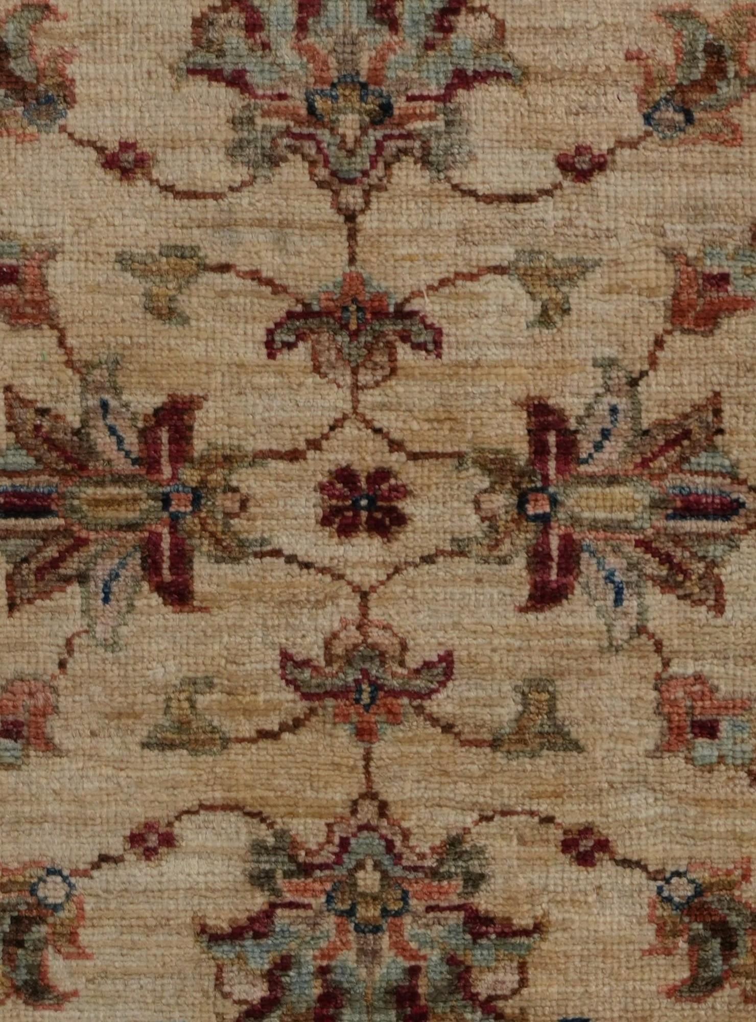 2' x 2' 9 Hand Knotted Ziegler Rug