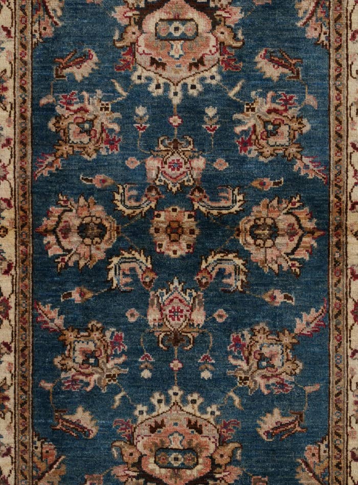 Detail image of 3' x 4' 11 Hand Knotted Ziegler Rug