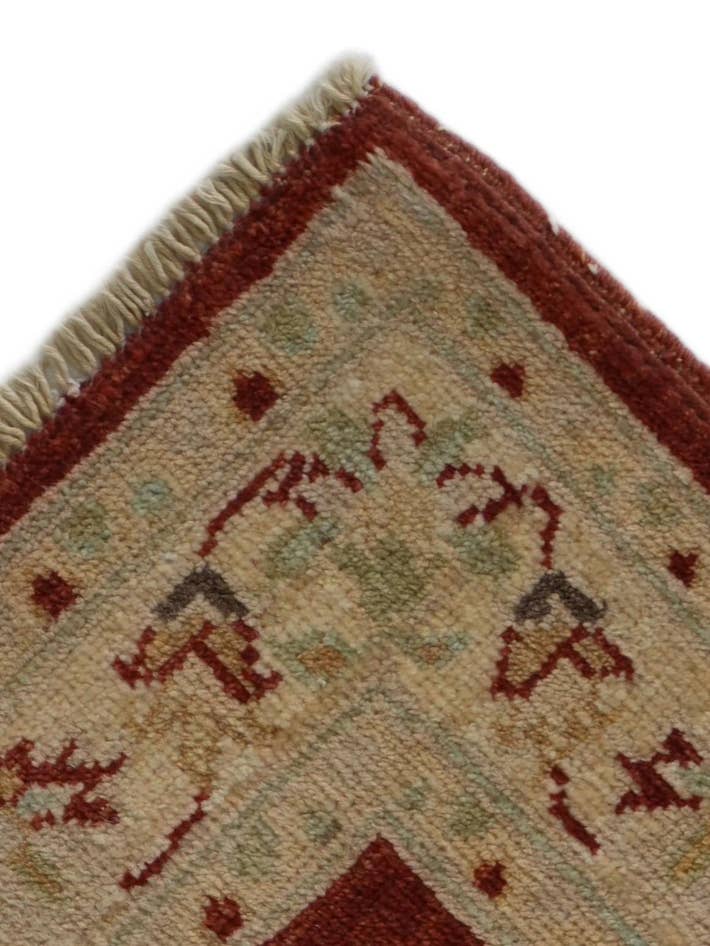 Detail image of 2' 7 x 4' Hand Knotted Ziegler Rug