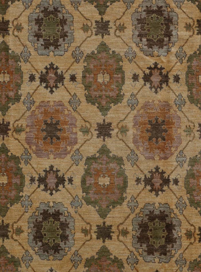 Detail image of 8' x 10' 8 Hand Knotted Ziegler Rug