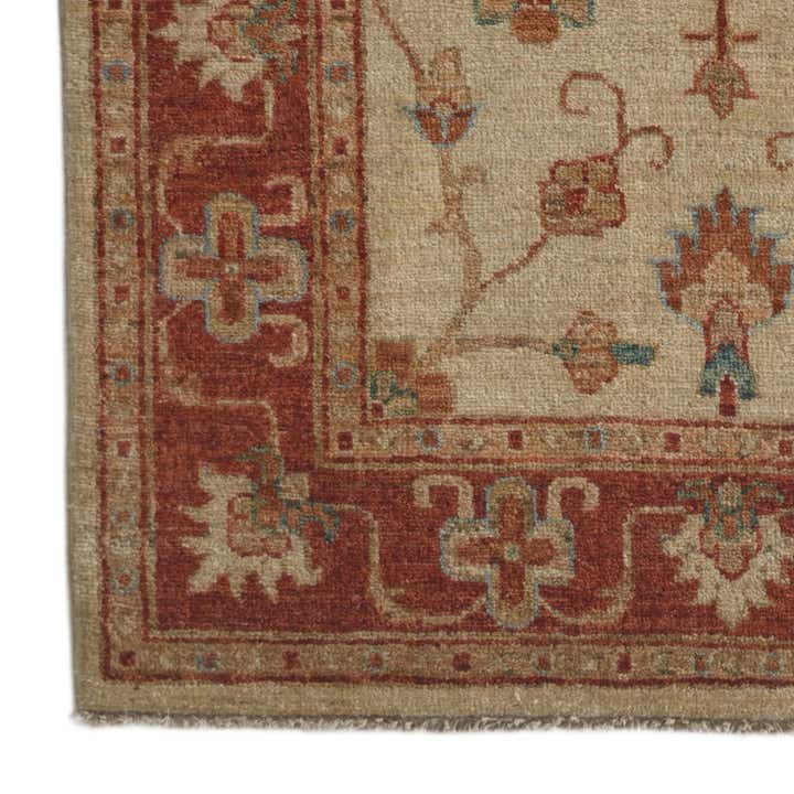 2' 7 x 4' Hand Knotted Ziegler Rug