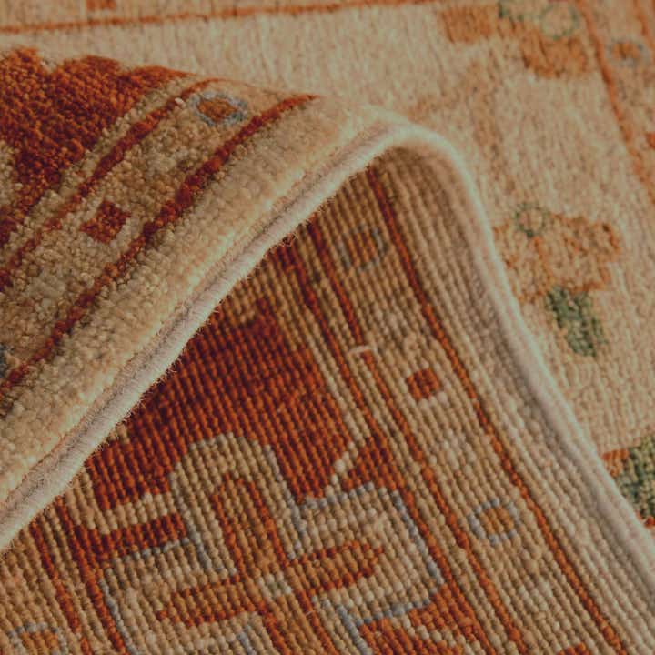 2' 7 x 4' Hand Knotted Ziegler Rug