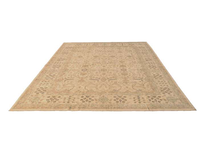 9' 10 x 14' Hand Knotted Ziegler Rug