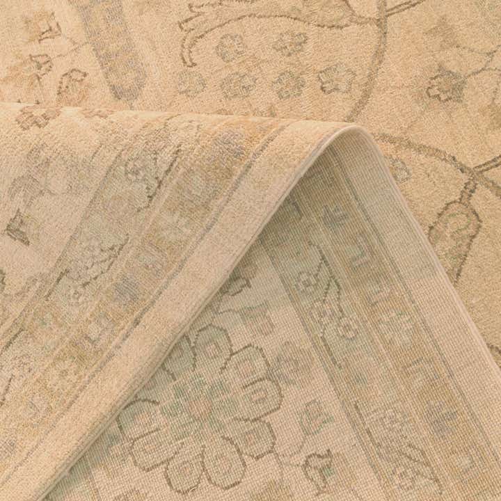 9' 10 x 14' Hand Knotted Ziegler Rug