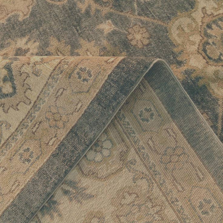Detail image of 10' x 13' 10 Hand Knotted Ziegler Rug