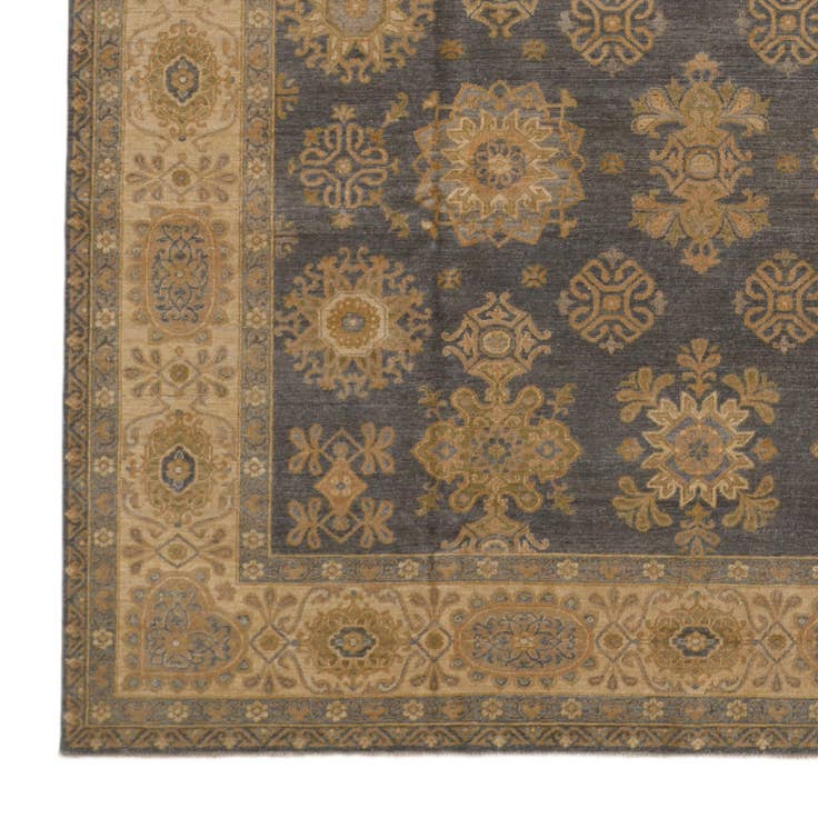 Detail image of 10' 2 x 13' 11 Hand Knotted Ziegler Rug