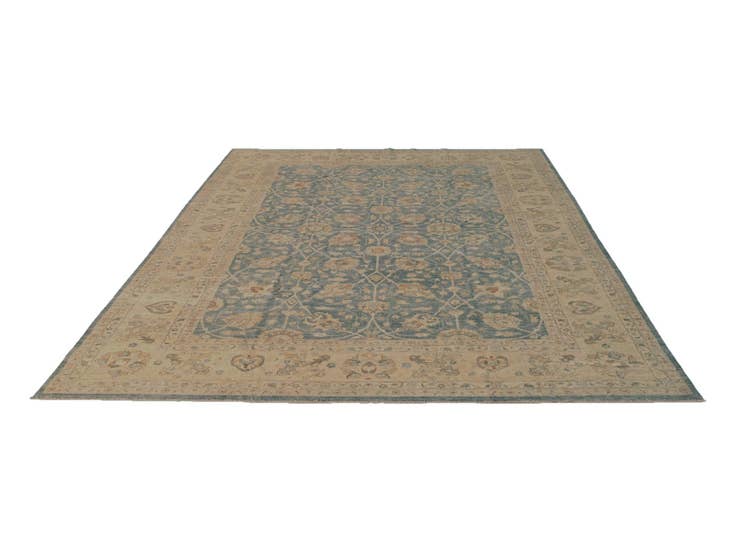 Detail image of 9' 9 x 13' 10 Hand Knotted Ziegler Rug