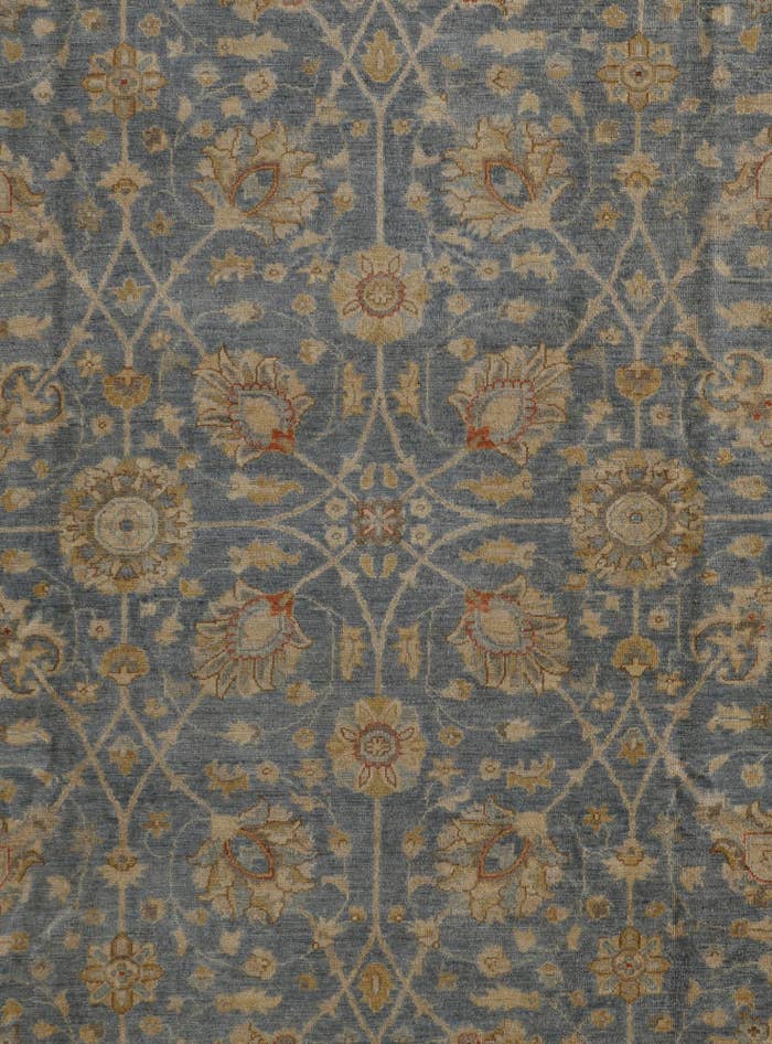 Detail image of 9' 9 x 13' 10 Hand Knotted Ziegler Rug