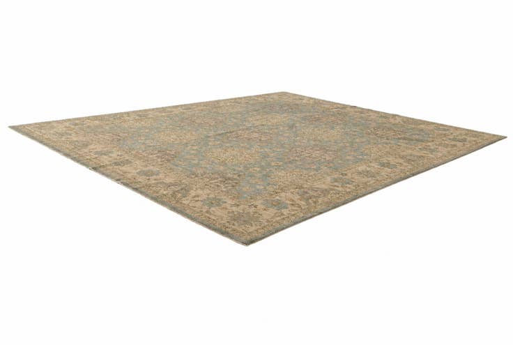 Detail image of 8' 11 x 10' 11 Hand Knotted Ziegler Rug