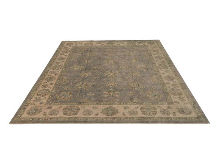 8' x 10' 5 Hand Knotted Ziegler Rug