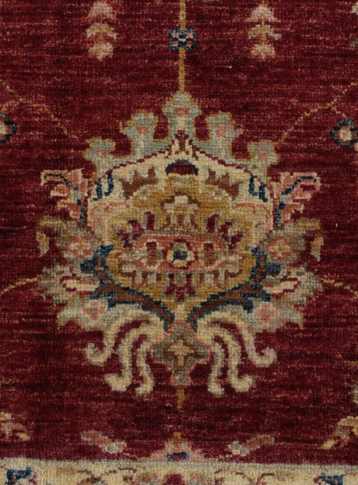 Detail image of 3' 1 x 4' 9 Hand Knotted Ziegler Rug