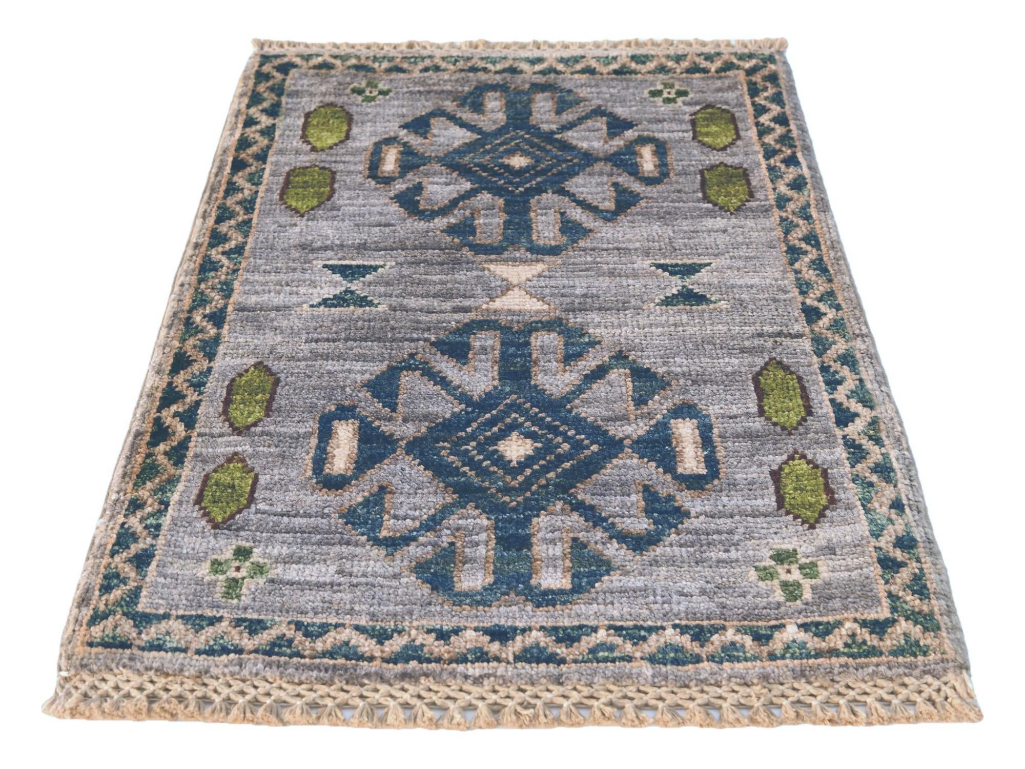 1' 4 x 2' Hand Knotted Ziegler Rug