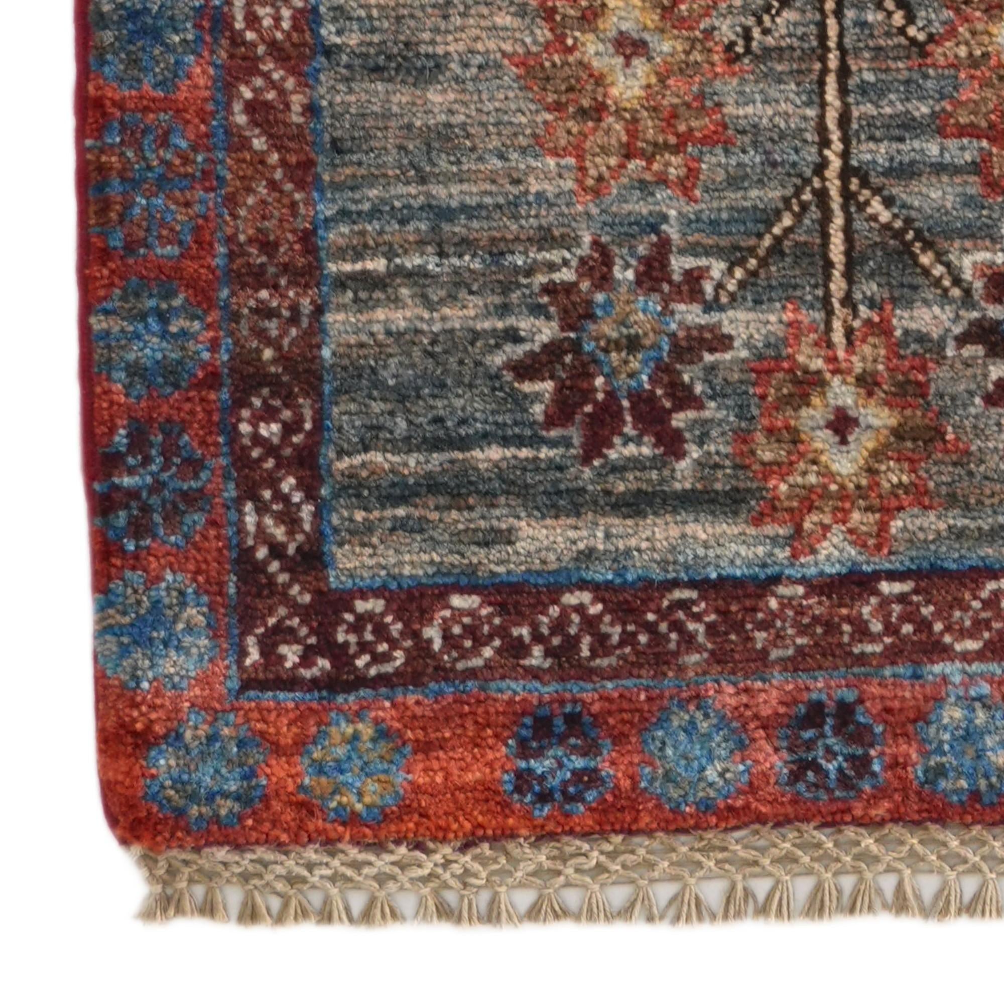1' 4 x 2' Hand Knotted Ziegler Rug