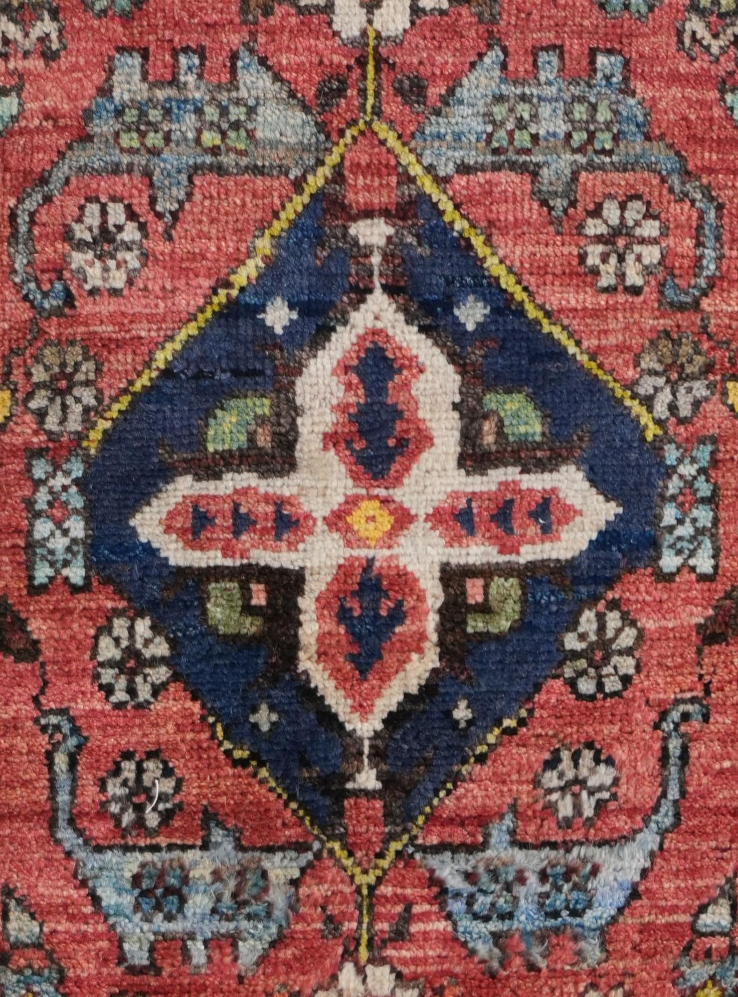 1' 4 x 2' Hand Knotted Ziegler Rug