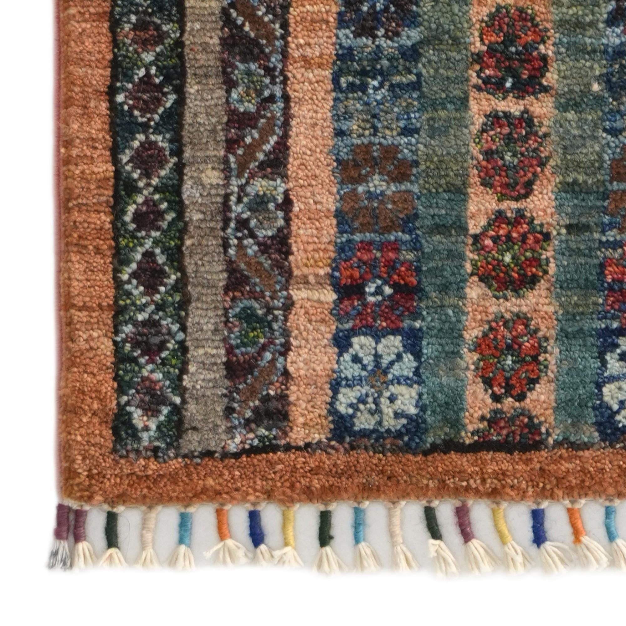 1' 4 x 2' Hand Knotted Ziegler Rug
