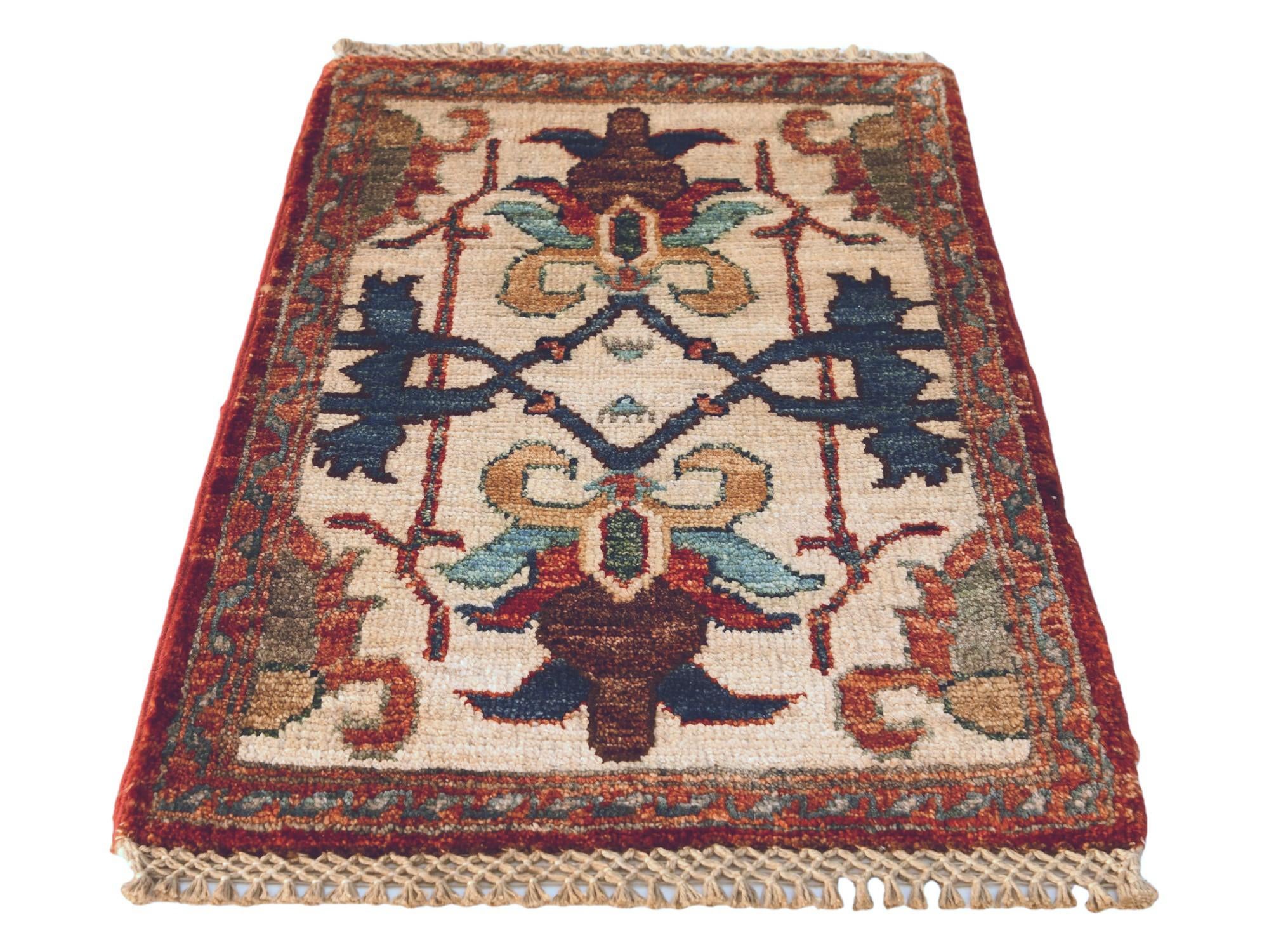 1' 4 x 2' Hand Knotted Ziegler Rug
