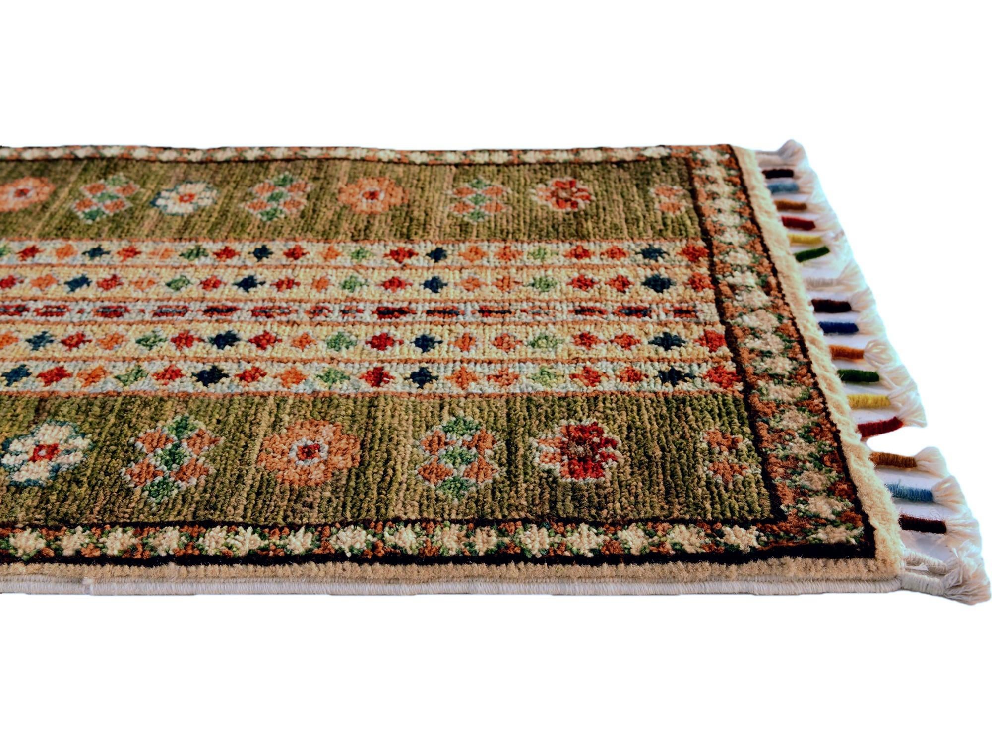1' 4 x 2' Hand Knotted Ziegler Rug
