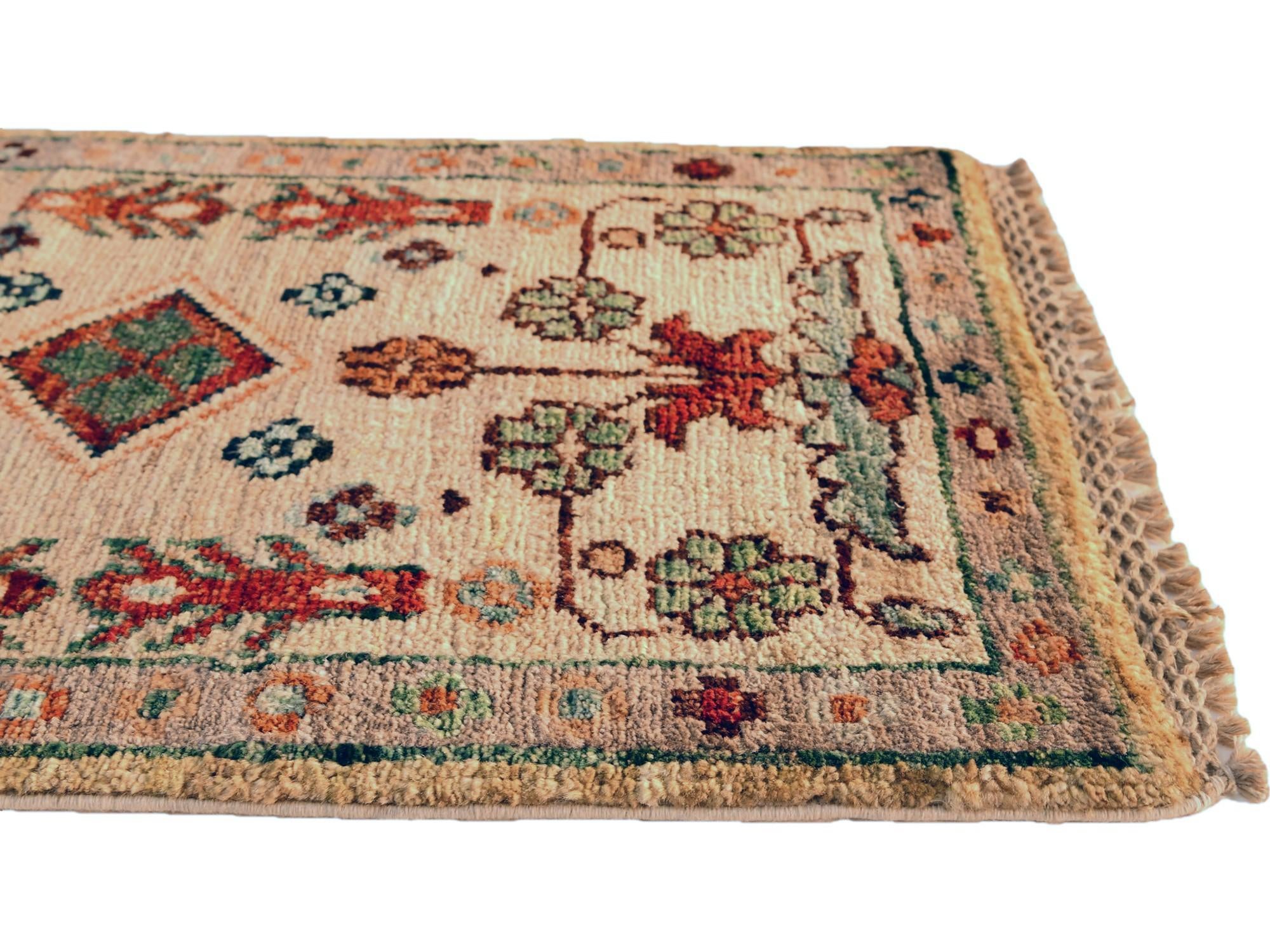 1' 4 x 2' Hand Knotted Ziegler Rug