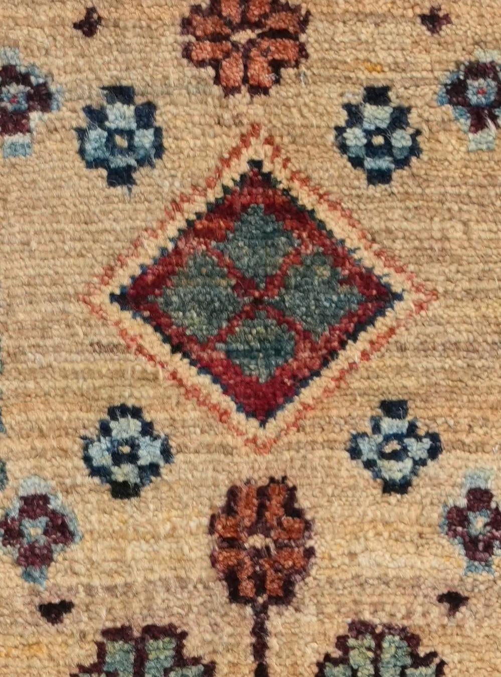 1' 4 x 2' Hand Knotted Ziegler Rug