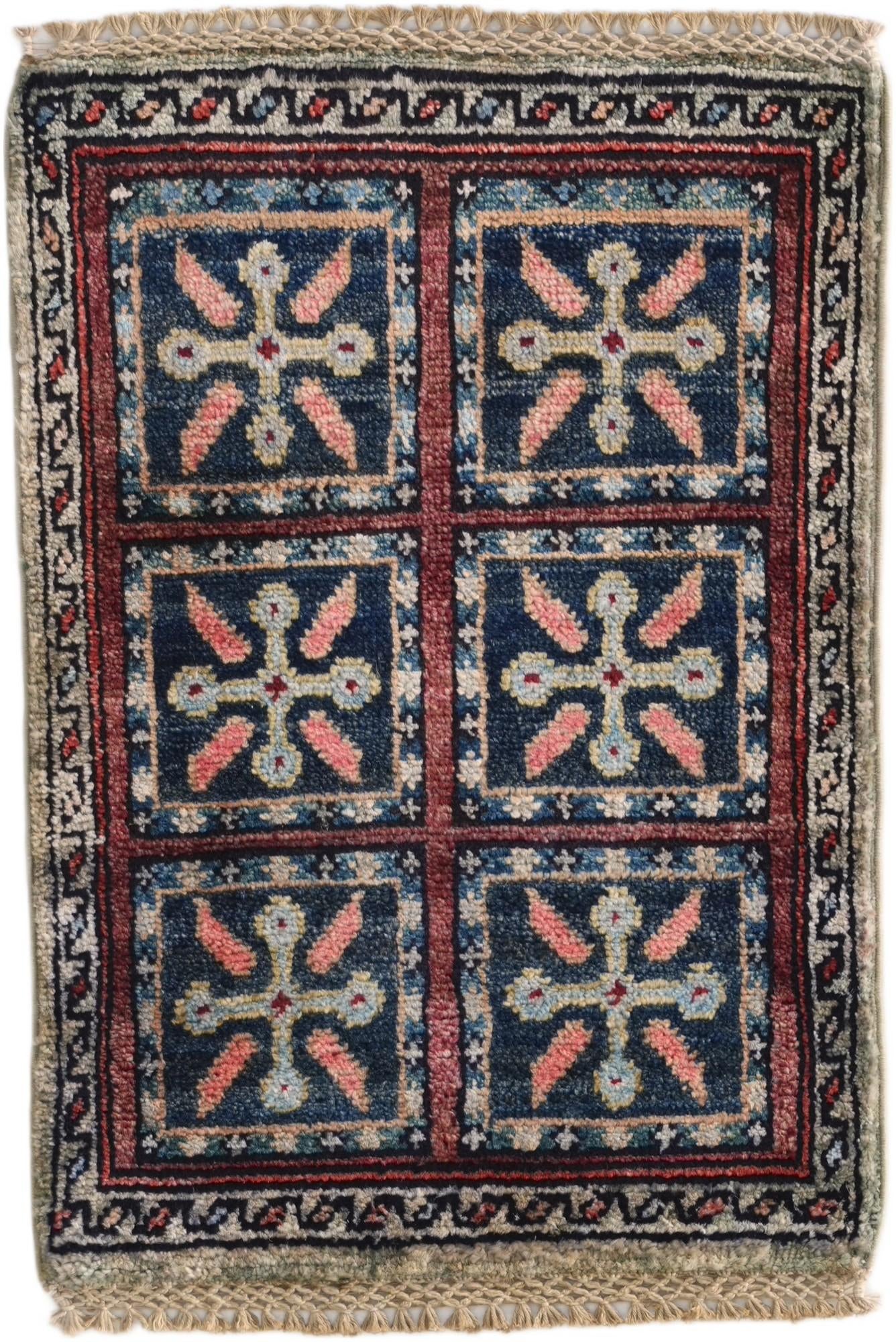 1' 4 x 2' Hand Knotted Ziegler Rug