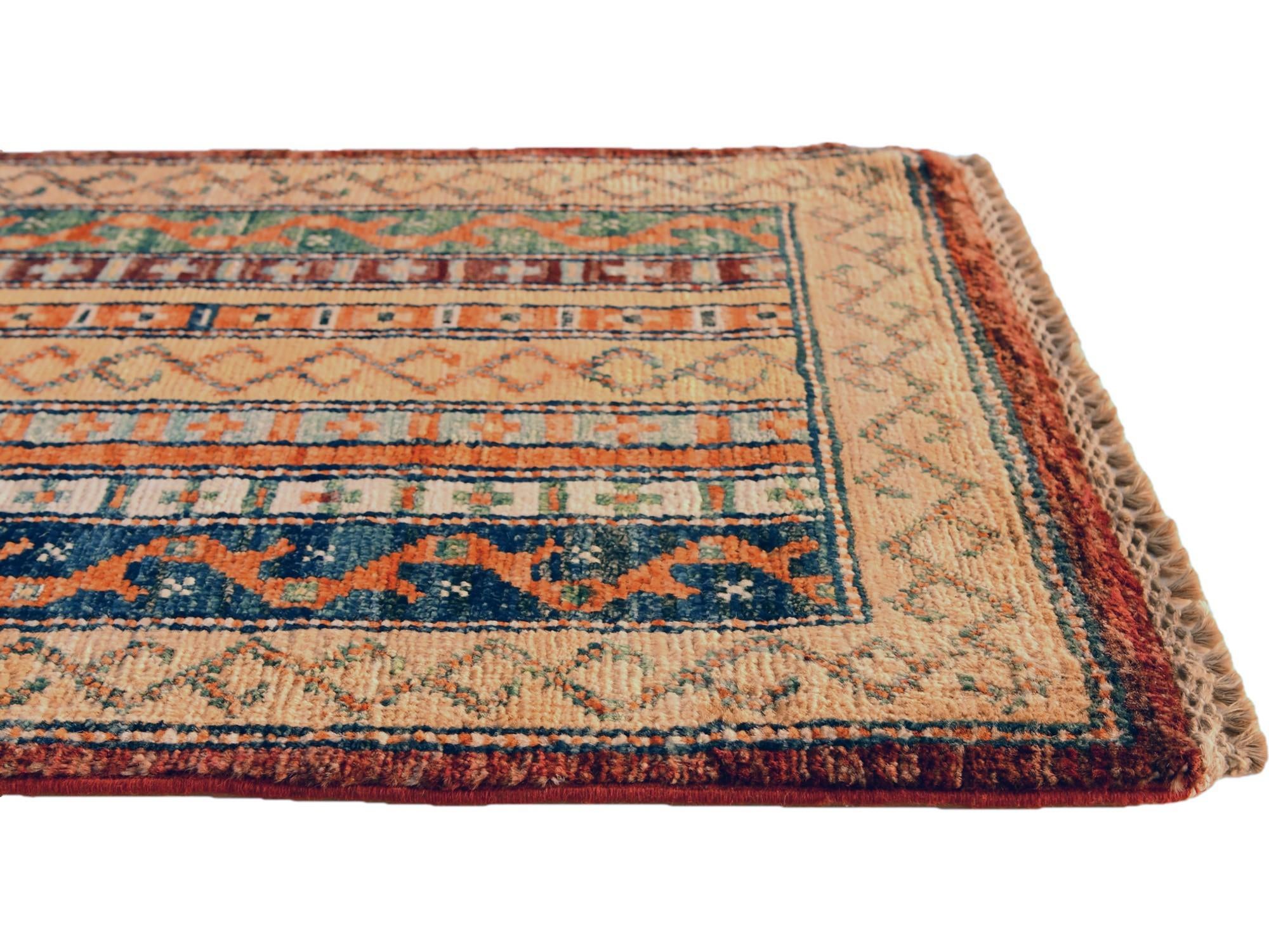 1' 4 x 2' Hand Knotted Ziegler Rug