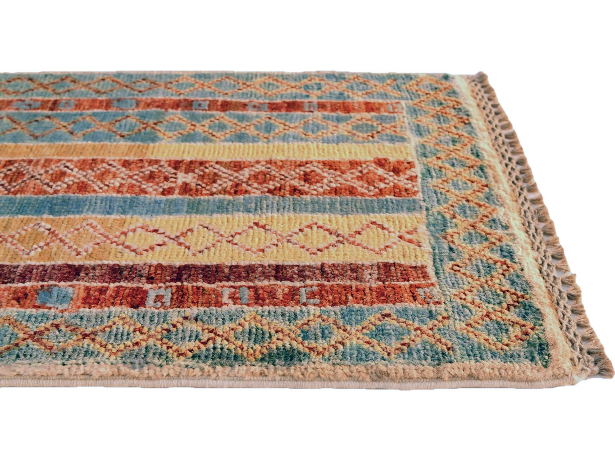 1' 4 x 2' Hand Knotted Ziegler Rug