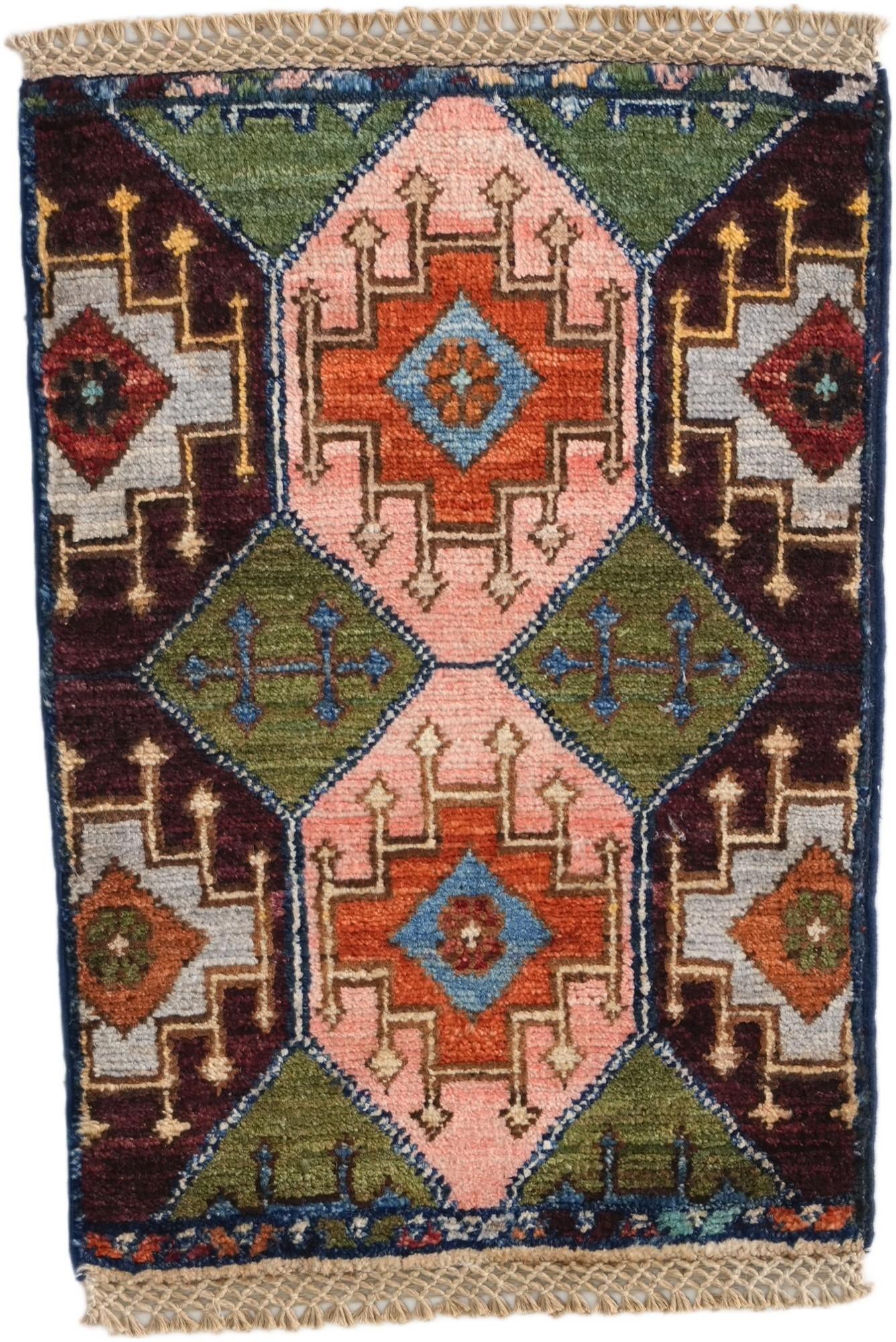1' 4 x 2' Hand Knotted Ziegler Rug