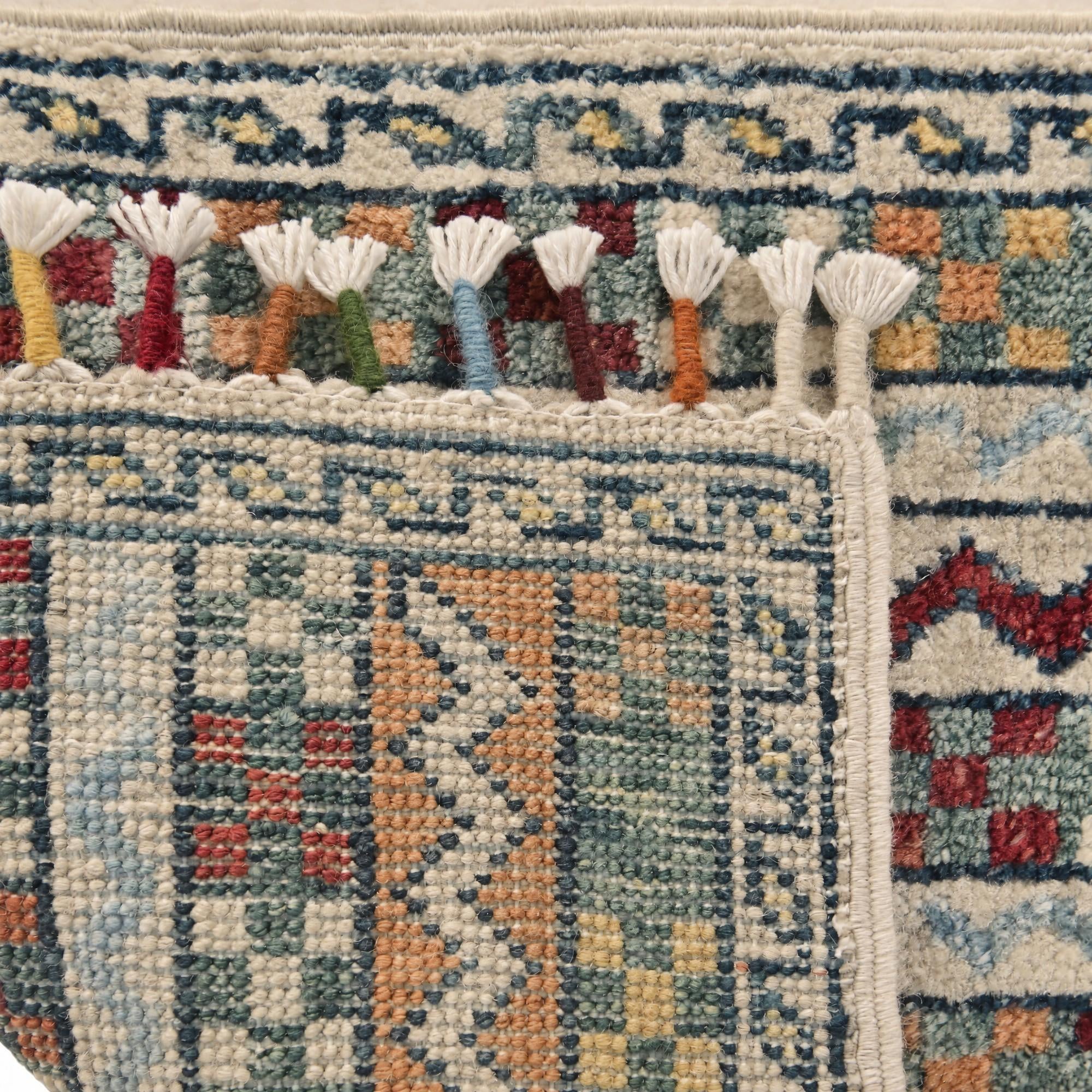 1' 4 x 2' Hand Knotted Ziegler Rug