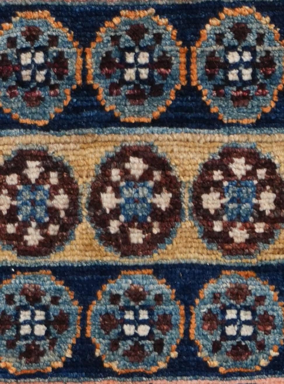 1' 4 x 2' Hand Knotted Ziegler Rug