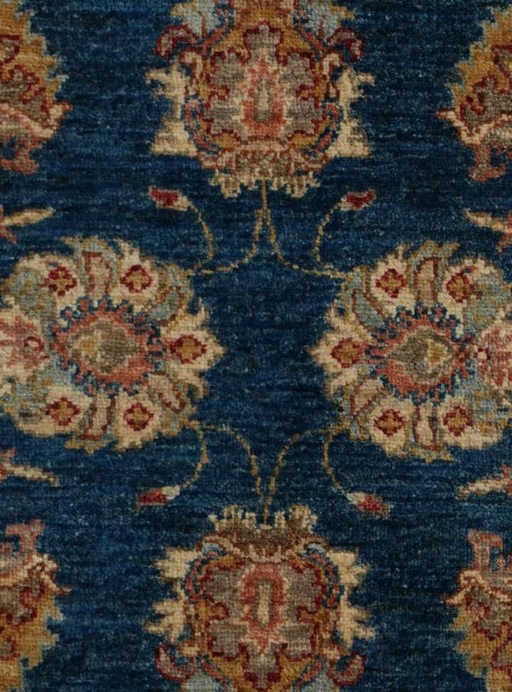2' 8 x 4' 4 Hand Knotted Ziegler Rug