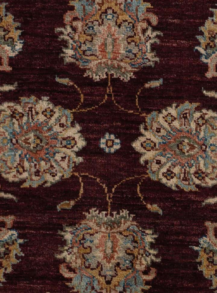 2' 9 x 4' Hand Knotted Ziegler Rug