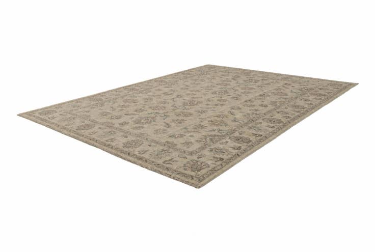 Detail image of 8' 3 x 11' 2 Hand Knotted Ziegler Rug