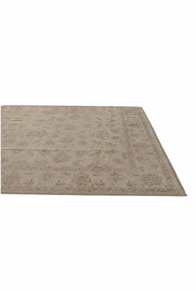 Detail image of 8' 3 x 11' 2 Hand Knotted Ziegler Rug