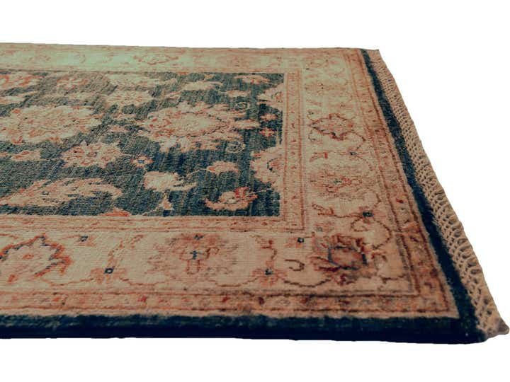 2' 7 x 4' Hand Knotted Ziegler Rug