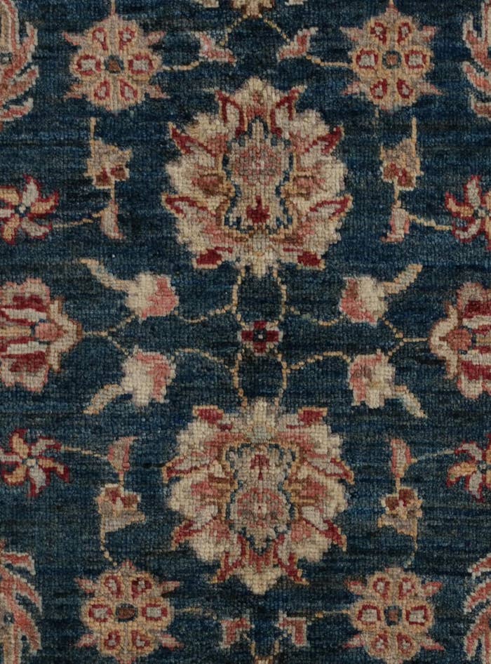 Detail image of 2' 7 x 4' Hand Knotted Ziegler Rug