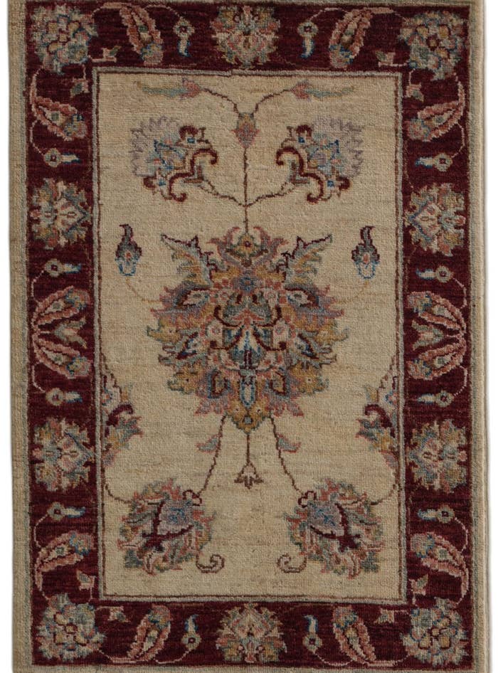 Detail image of 2' x 2' 11 Hand Knotted Ziegler Rug